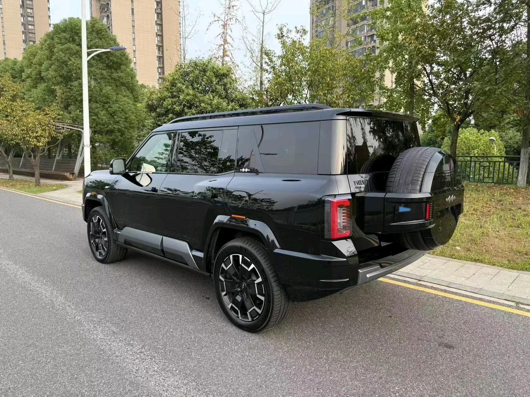 2025 FANGCHENGBAO BAO thumbnail 4