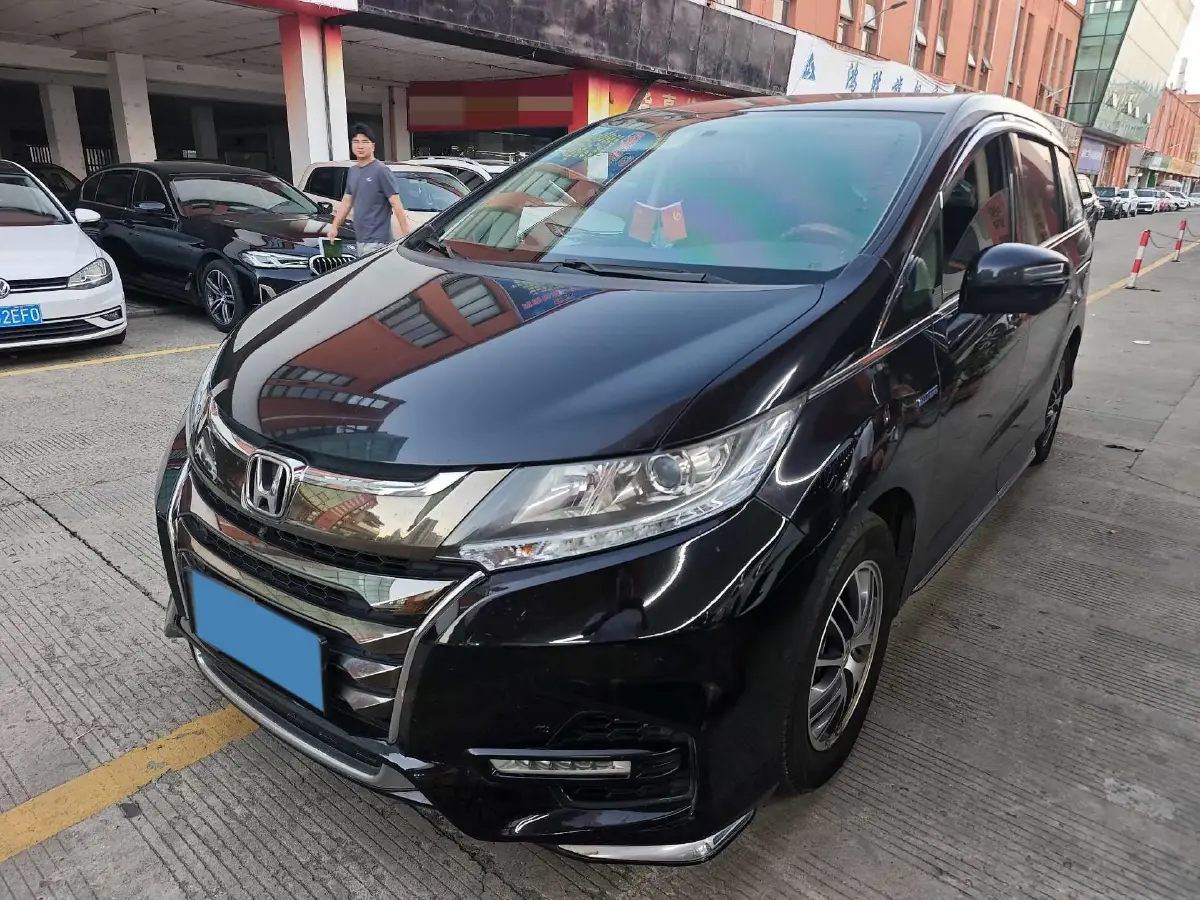 2021 Honda Odyssey 2.0L 146HP L4 E-CVT Hybrid