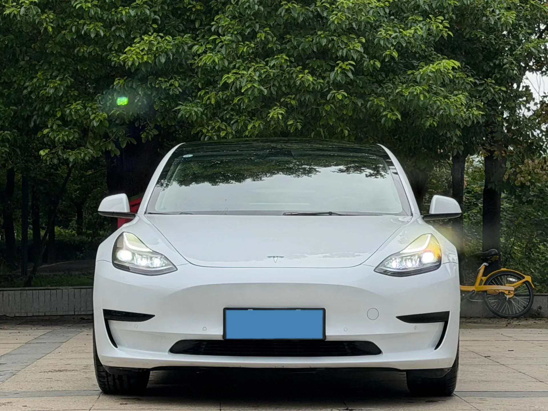 2022 TESLA MODEL thumbnail 2