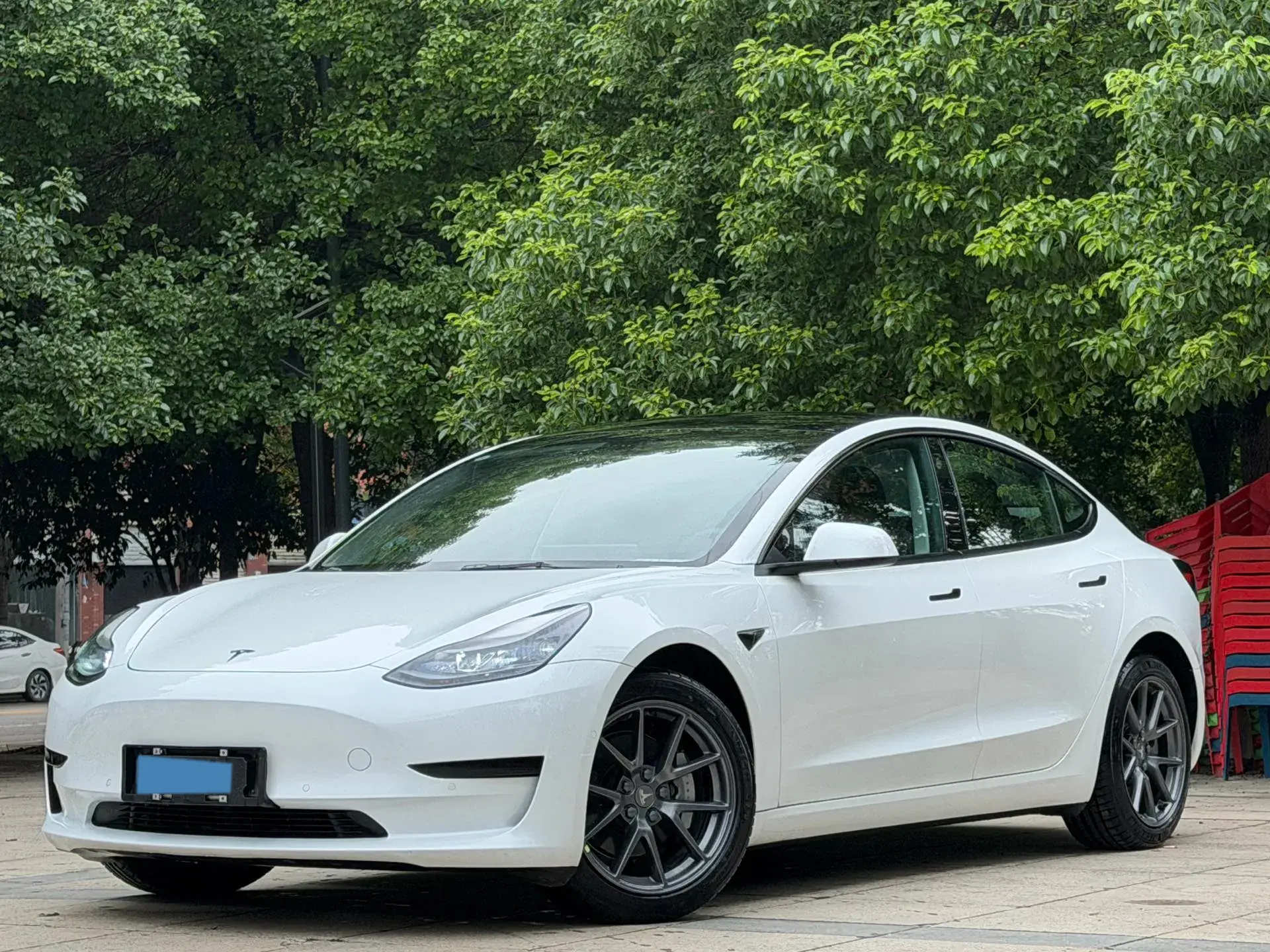 2022 TESLA MODEL view 1