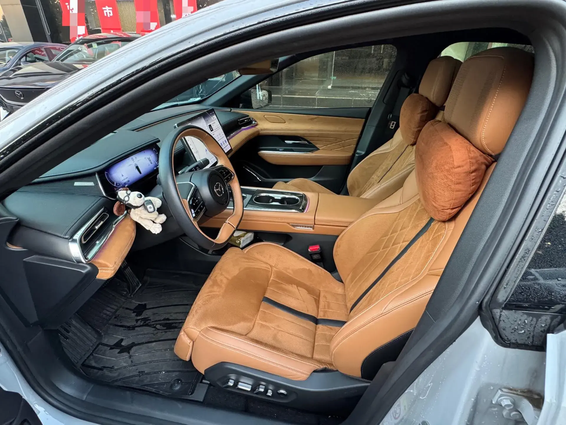 2024 MAZDA EZ-6 thumbnail 3