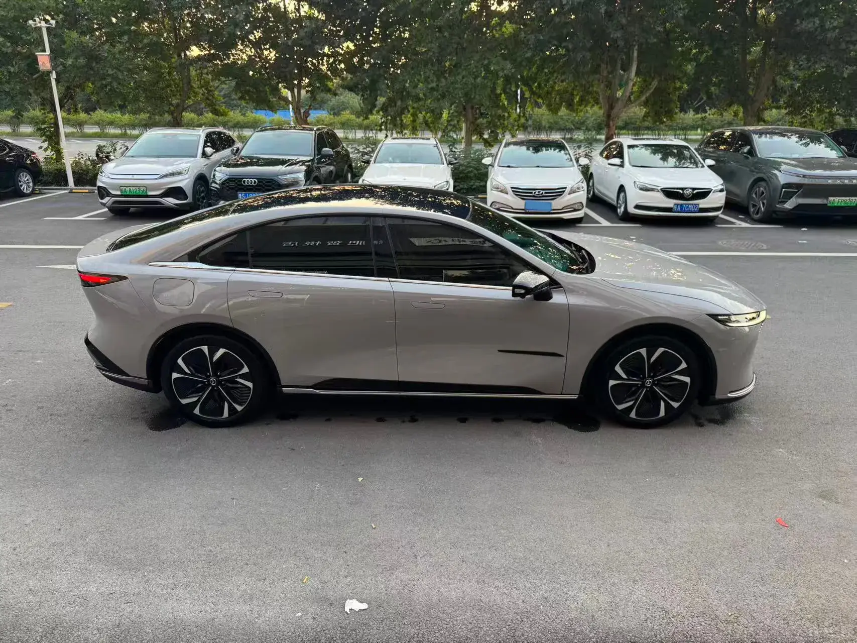 2024 MAZDA EZ-6 thumbnail 2