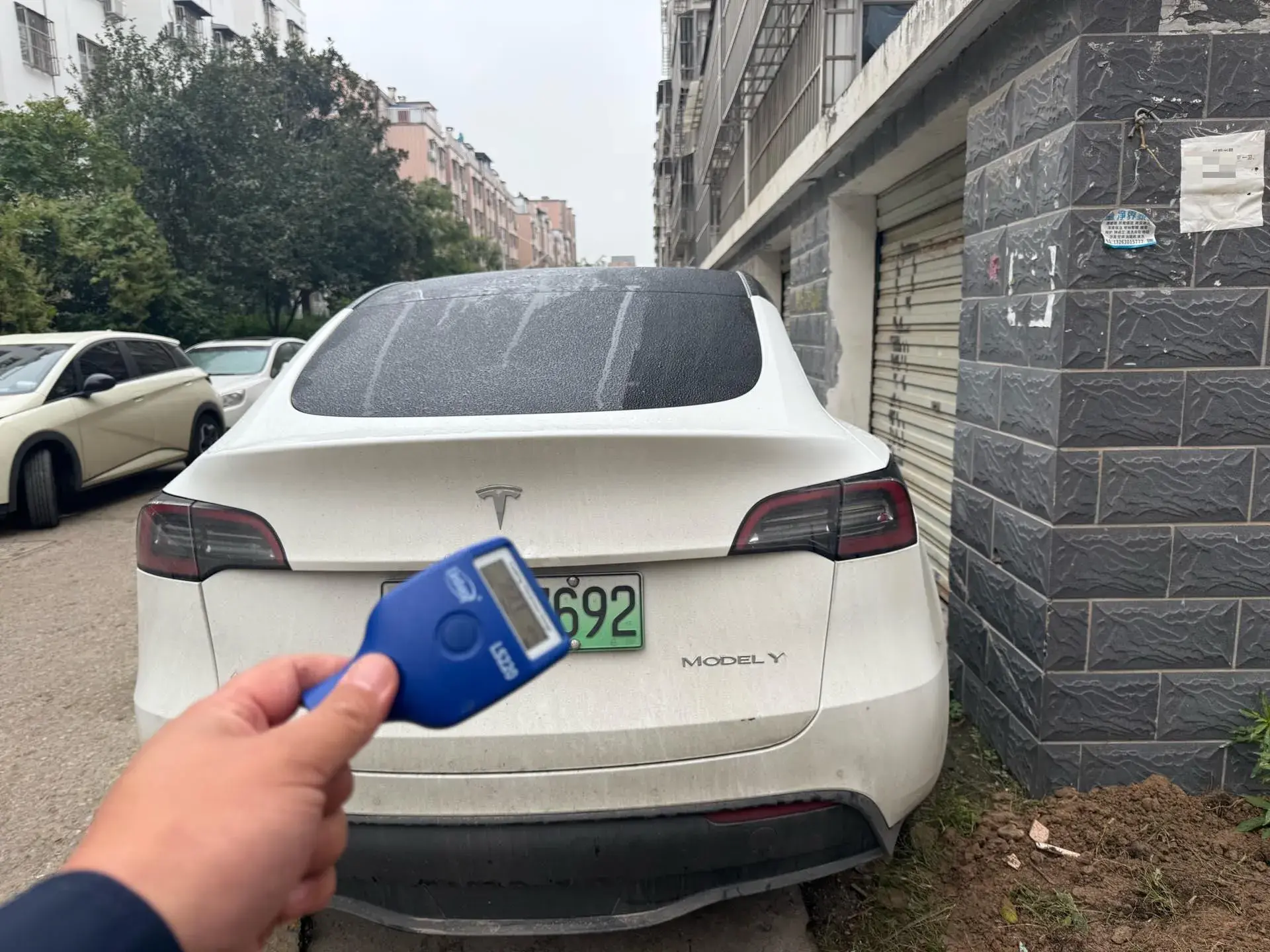 2023 TESLA MODEL thumbnail 3