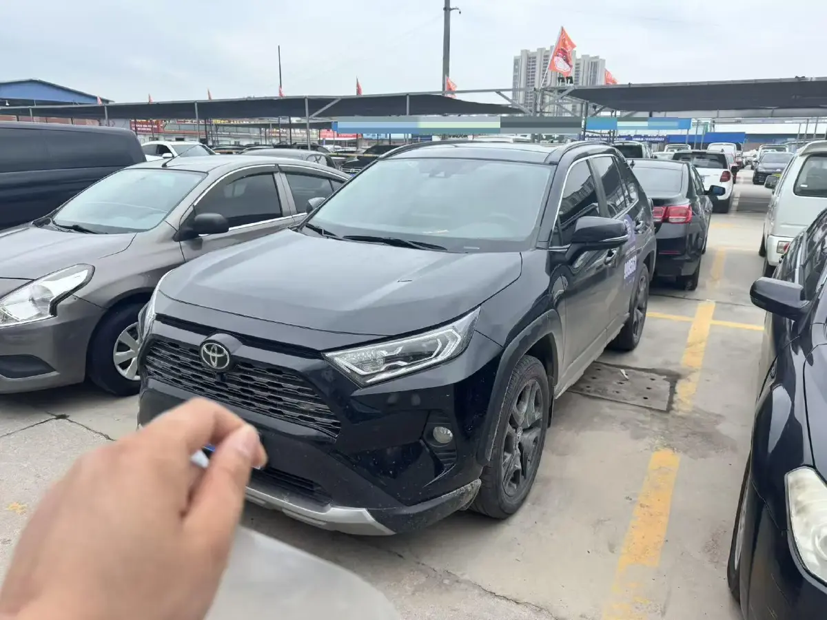 2022 Toyota RAV4 2.0L 171HP L4 CVT