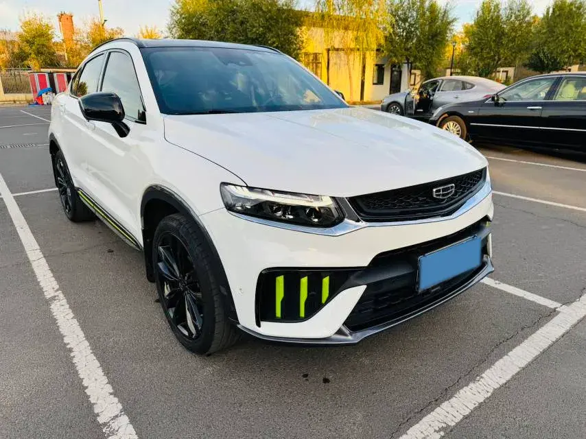 2021 GEELY TUGELLA thumbnail 3