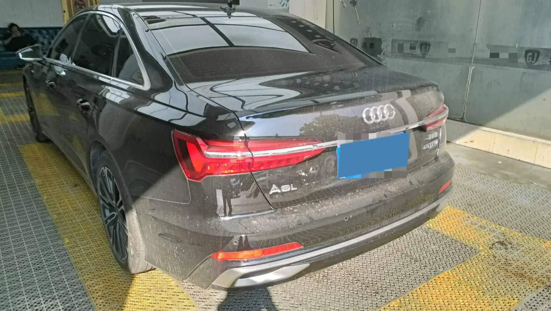 2024 AUDI A6L thumbnail 3