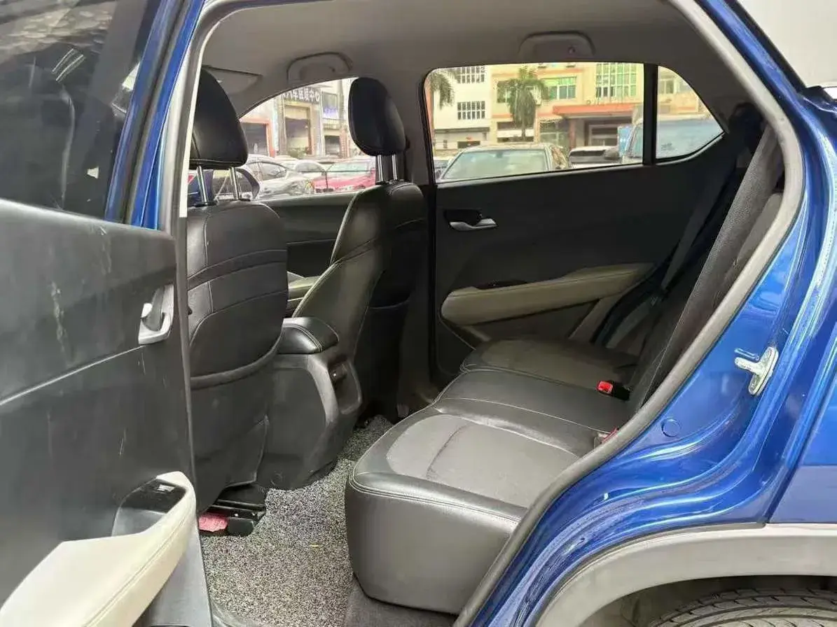 2017 BAOJUN 510 thumbnail 3