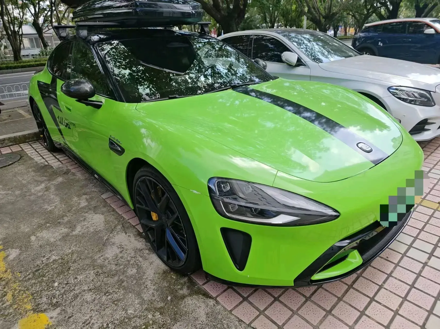 2024 MI SU7 thumbnail 3