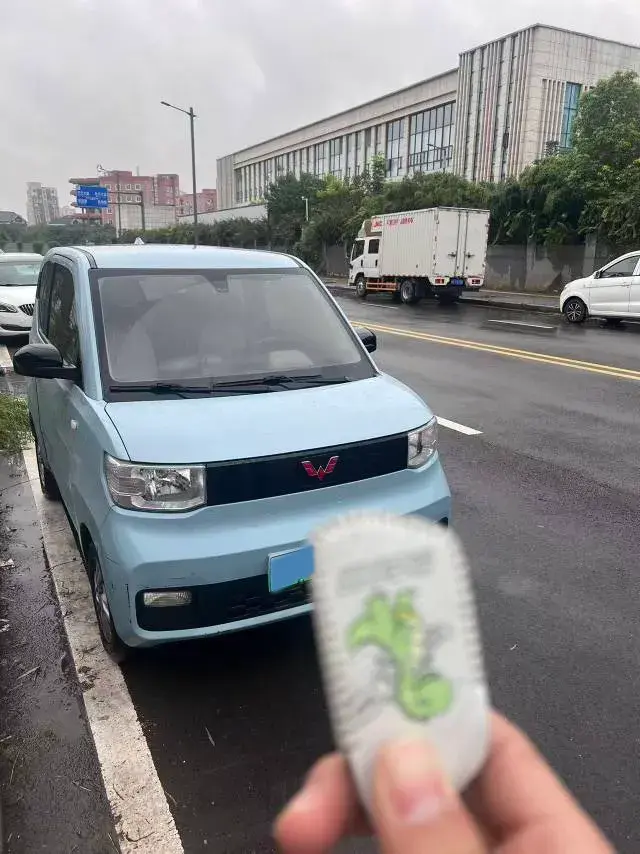 2021 WULING HONGGUANG thumbnail 3