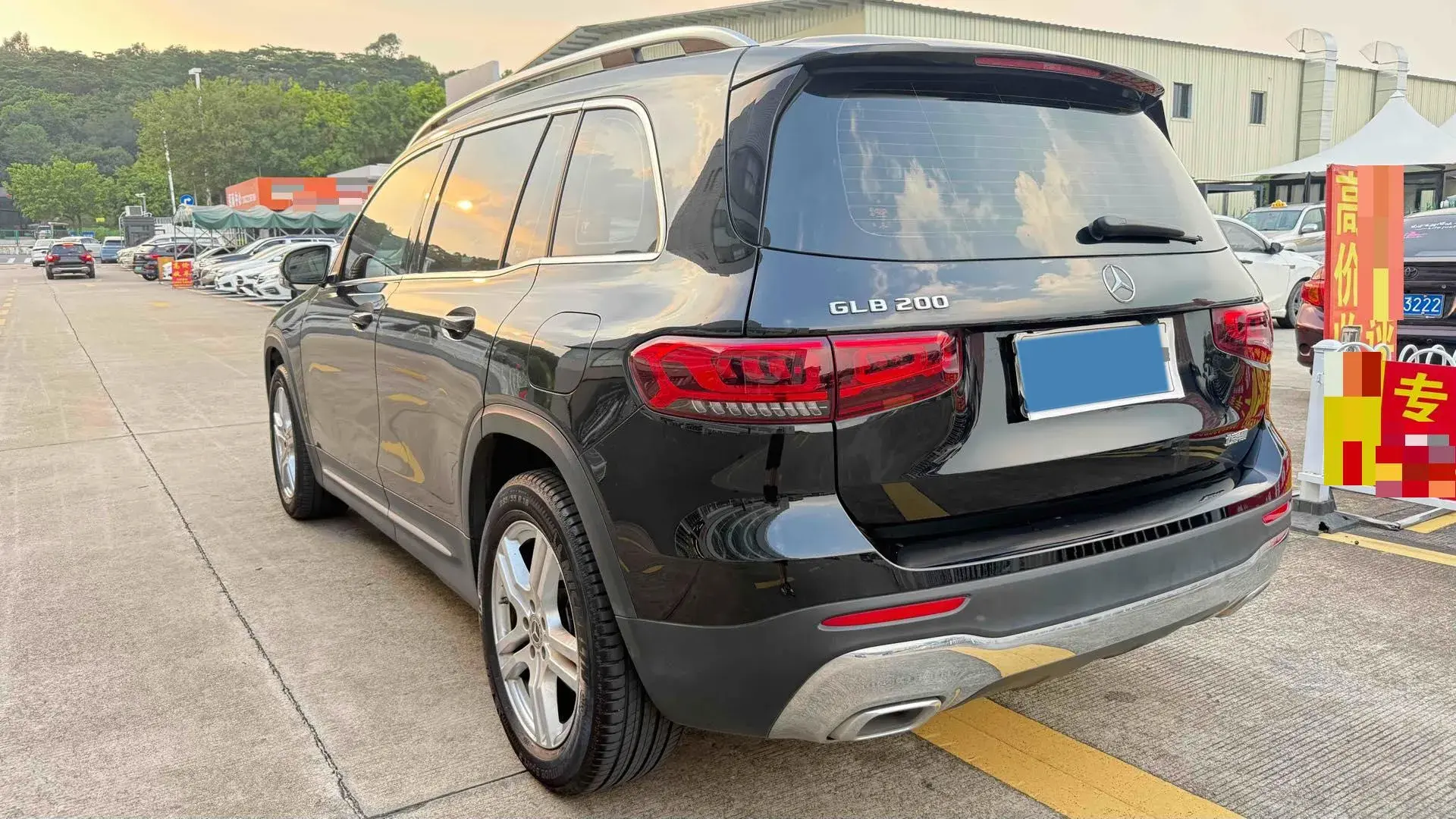 2023 MERCEDES-BENZ GLB thumbnail 3