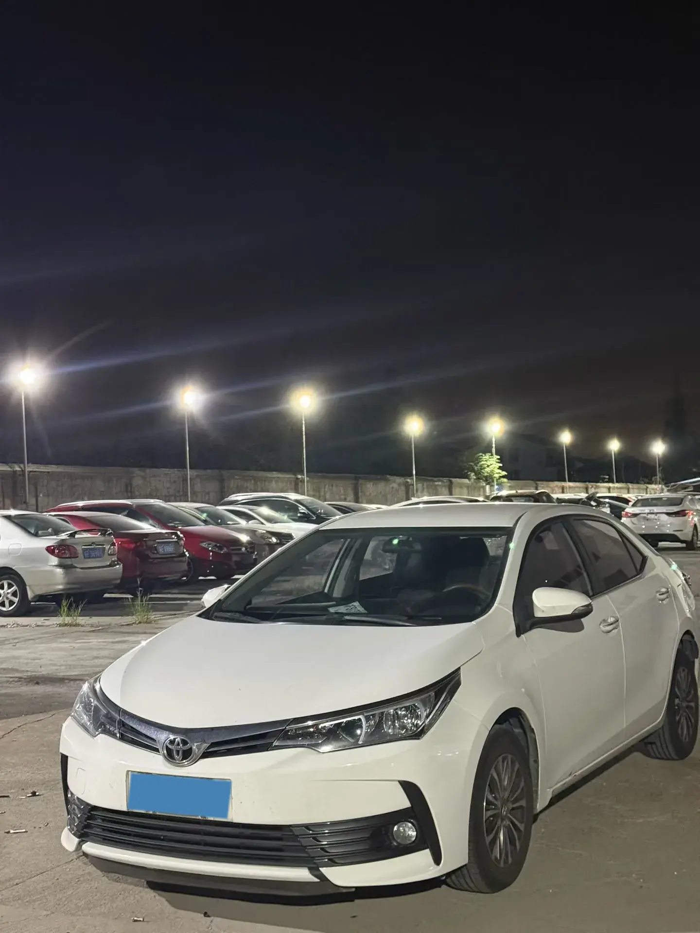 2018 TOYOTA COROLLA view 1