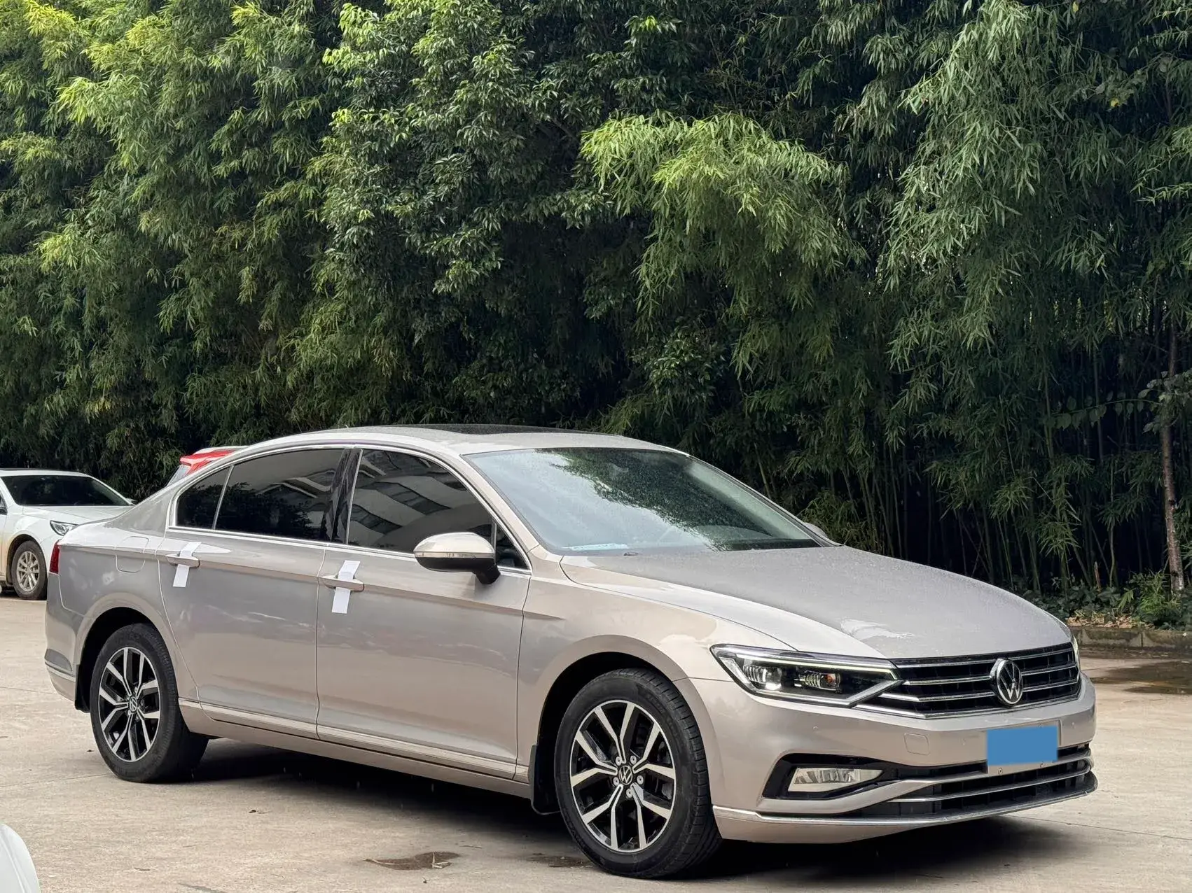 2020 VOLKSWAGEN MAGOTAN thumbnail 3