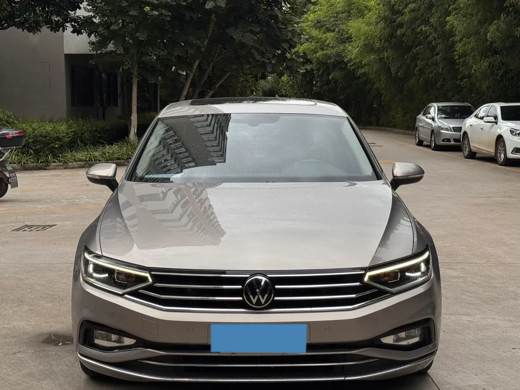 2020 VOLKSWAGEN MAGOTAN thumbnail 2