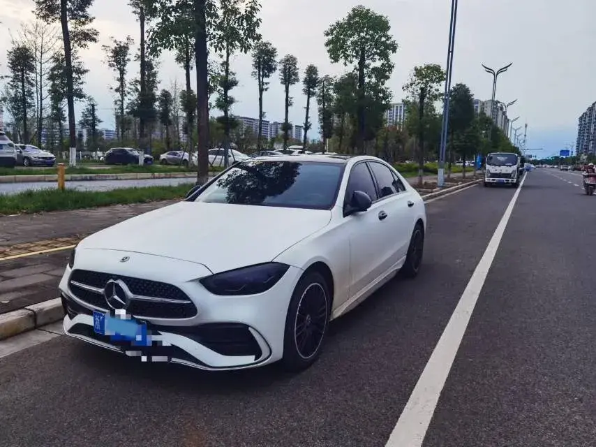 2023 MERCEDES-BENZ C view 1