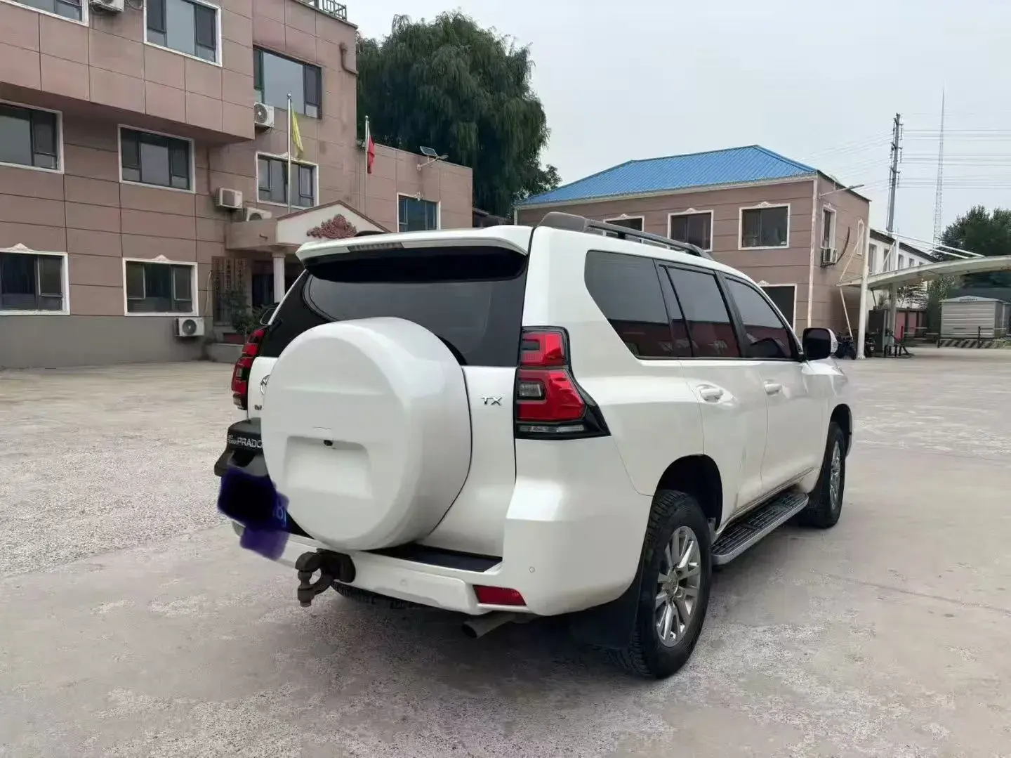 2018 TOYOTA LAND thumbnail 2