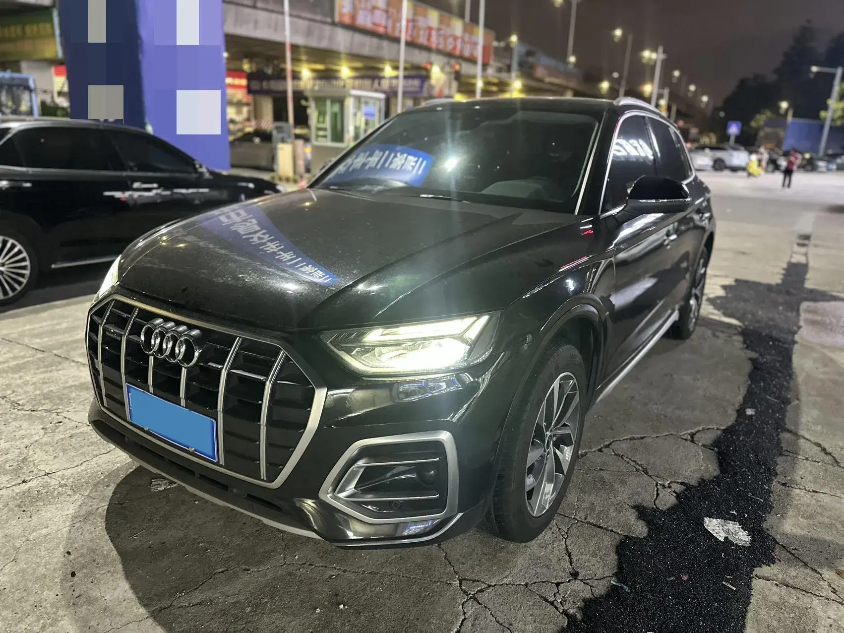 2022 AUDI Q5L view 1