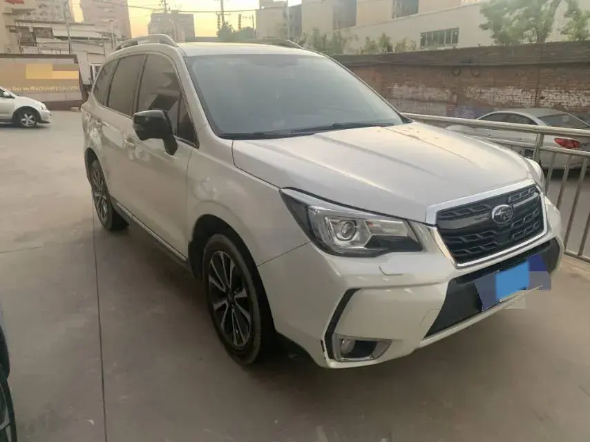 2018 SUBARU FORESTER thumbnail 2