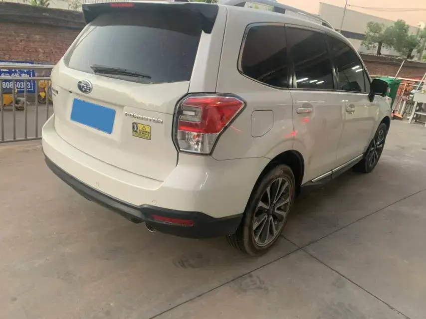 2018 SUBARU FORESTER thumbnail 4