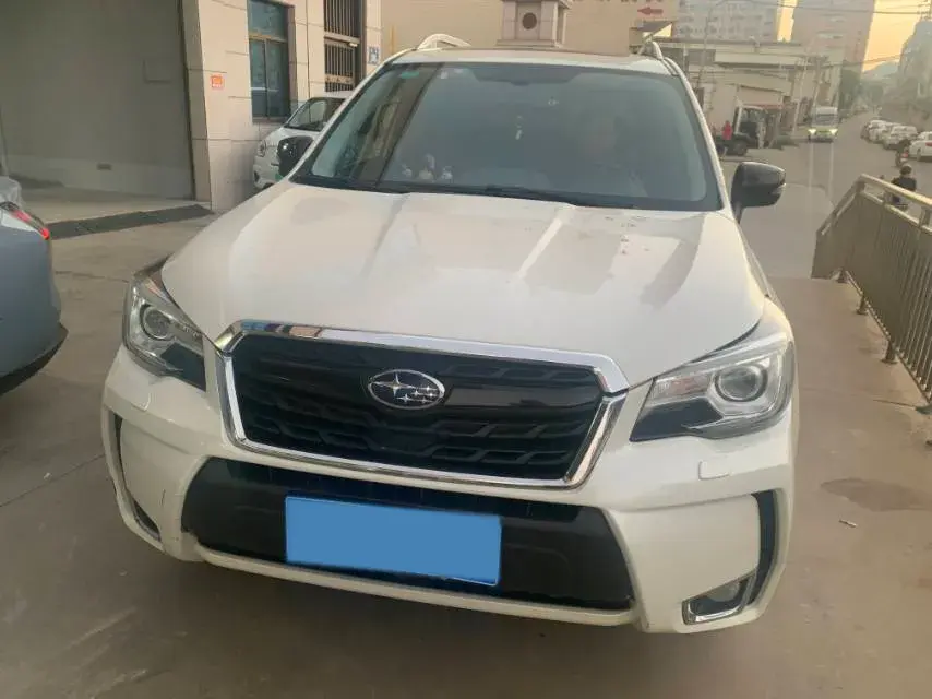 2018 SUBARU FORESTER thumbnail 3