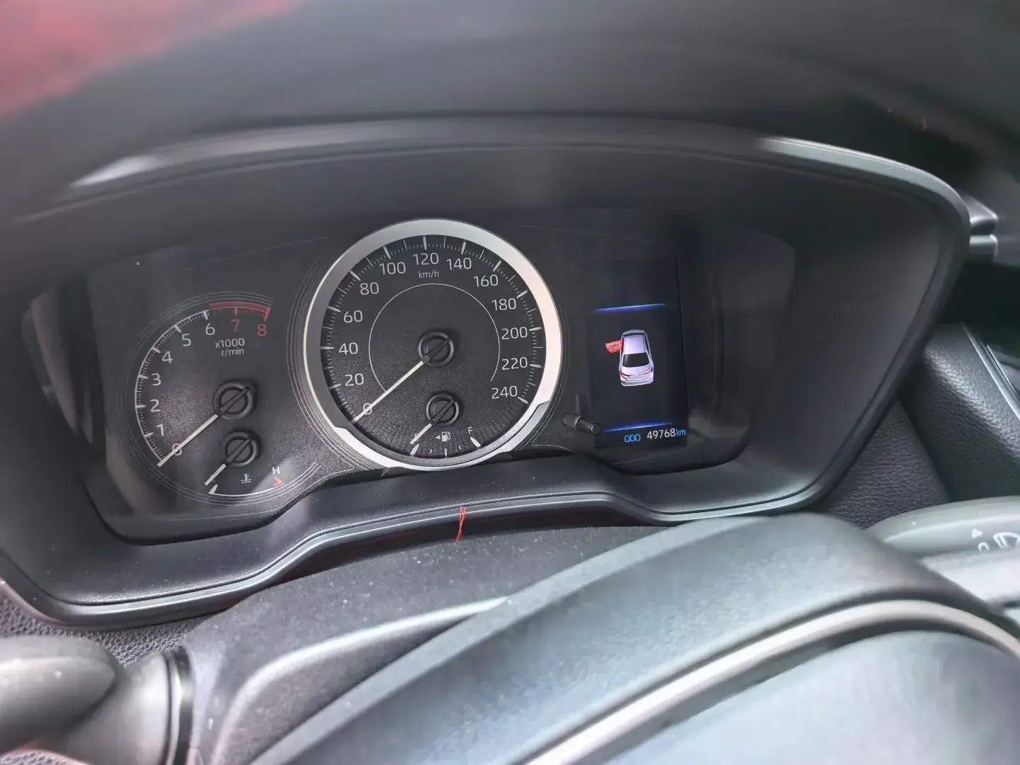 2019 TOYOTA COROLLA thumbnail 3