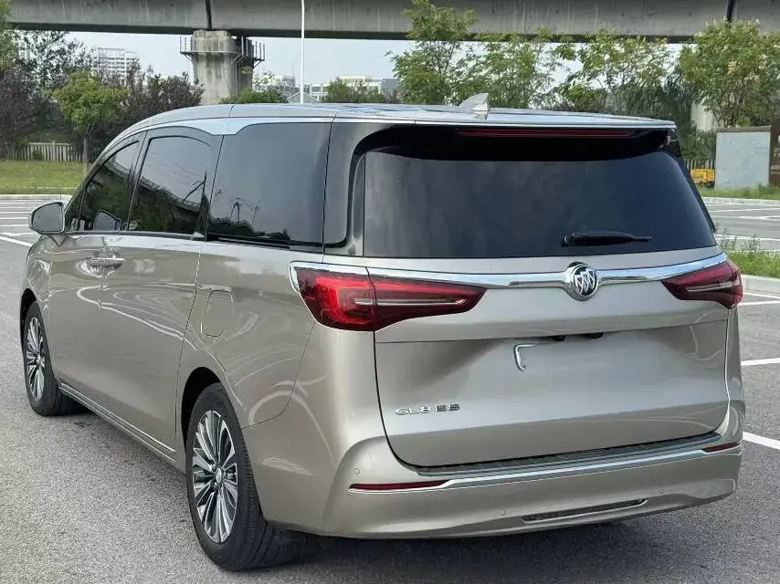 2023 BUICK GL8 thumbnail 3