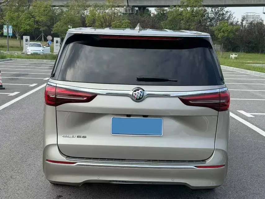 2023 BUICK GL8 thumbnail 4