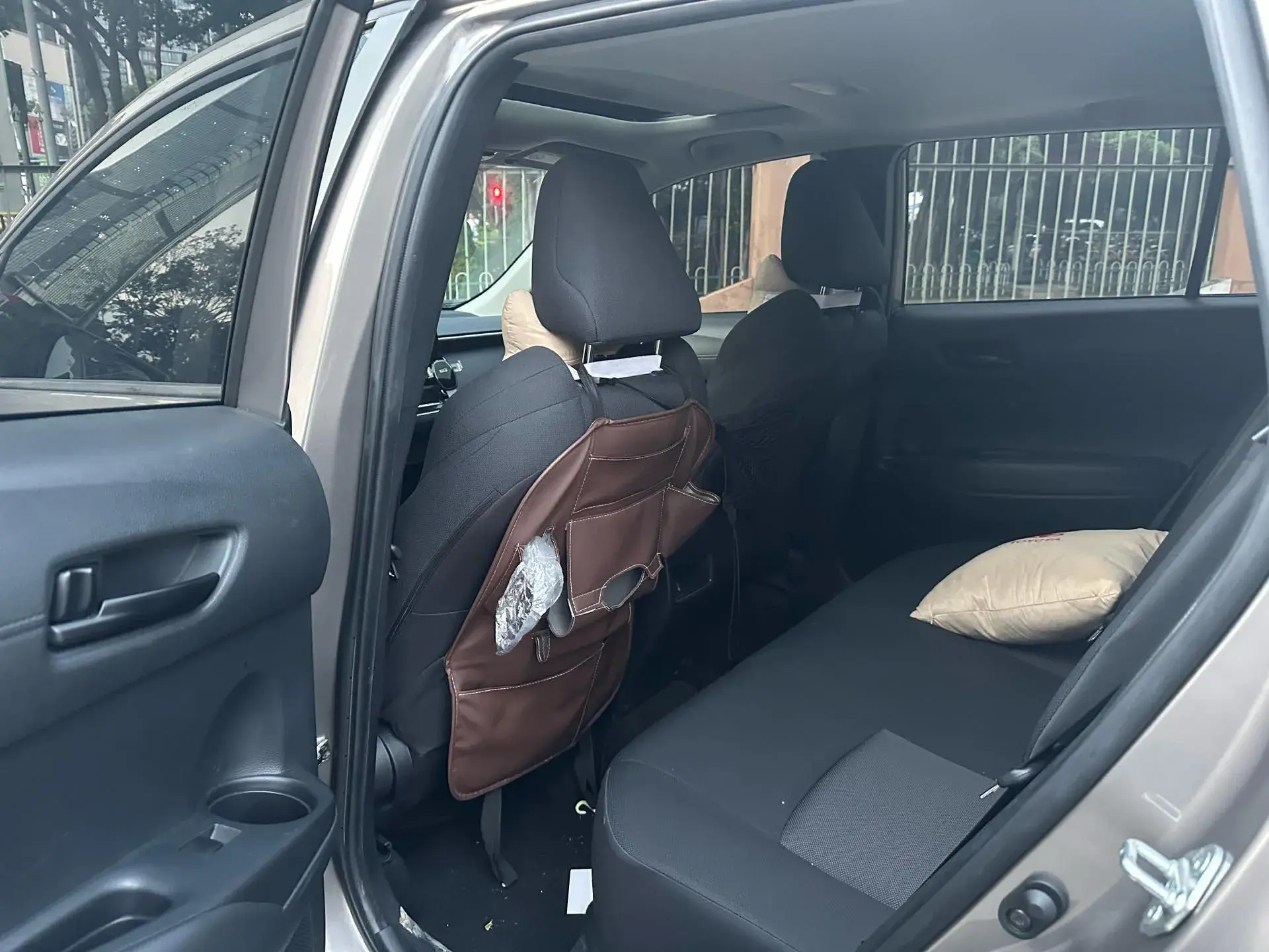 2022 TOYOTA FRONTLANDER thumbnail 3