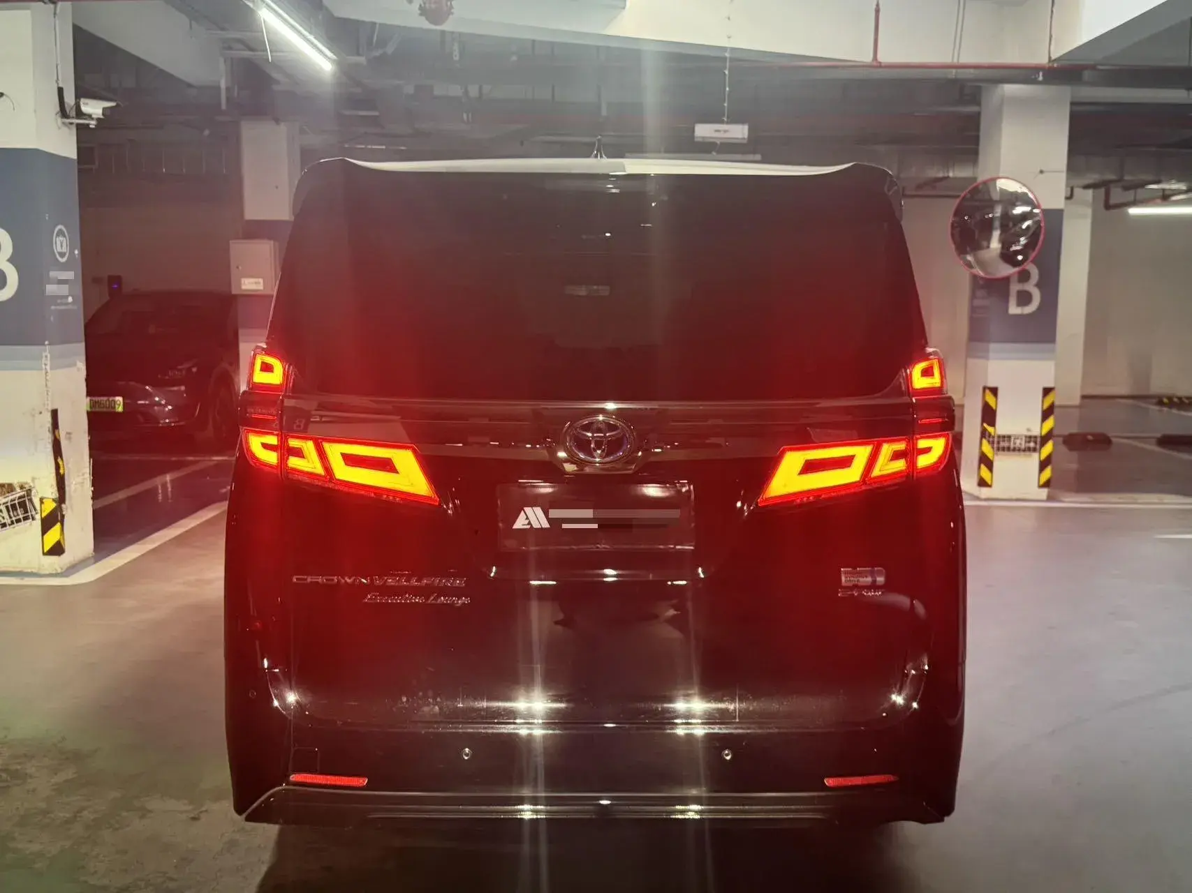 2021 TOYOTA VELLFIRE thumbnail 4