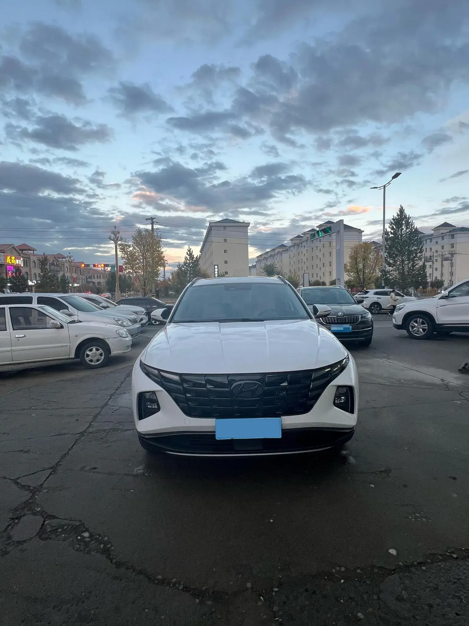 2023 HYUNDAI TUCSON thumbnail 2