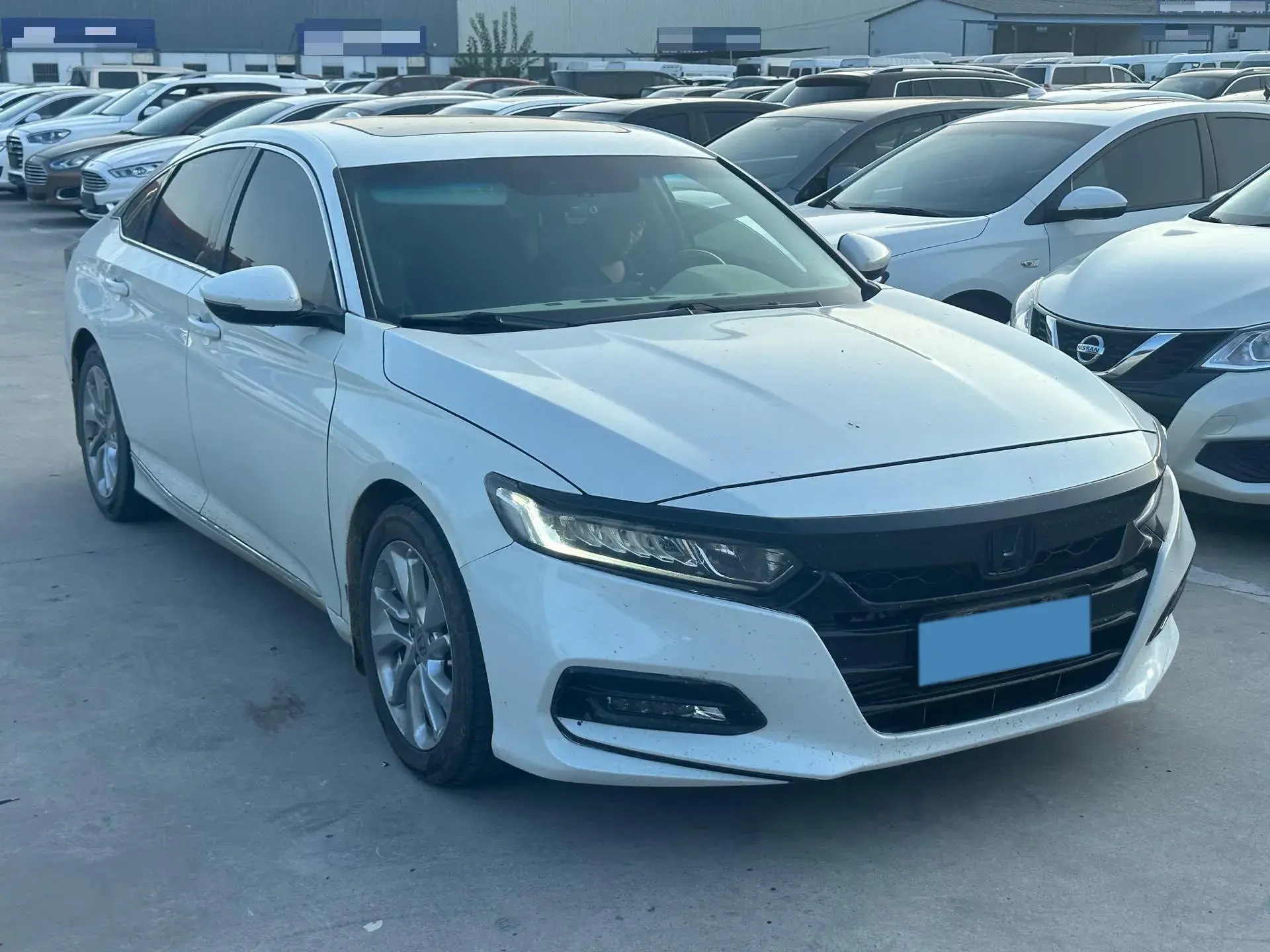 2022 HONDA ACCORD thumbnail 4