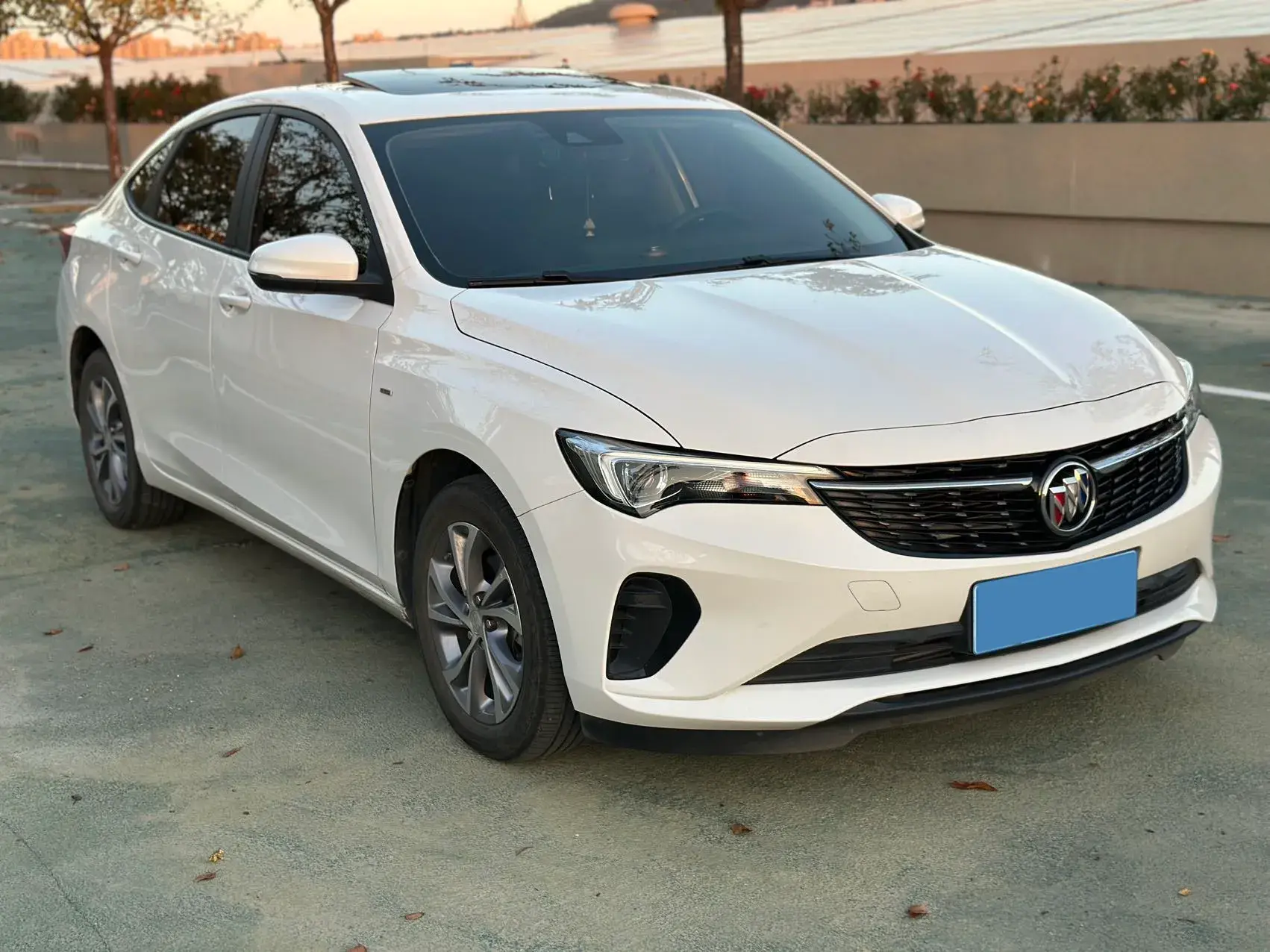 2022 BUICK VERANO thumbnail 3