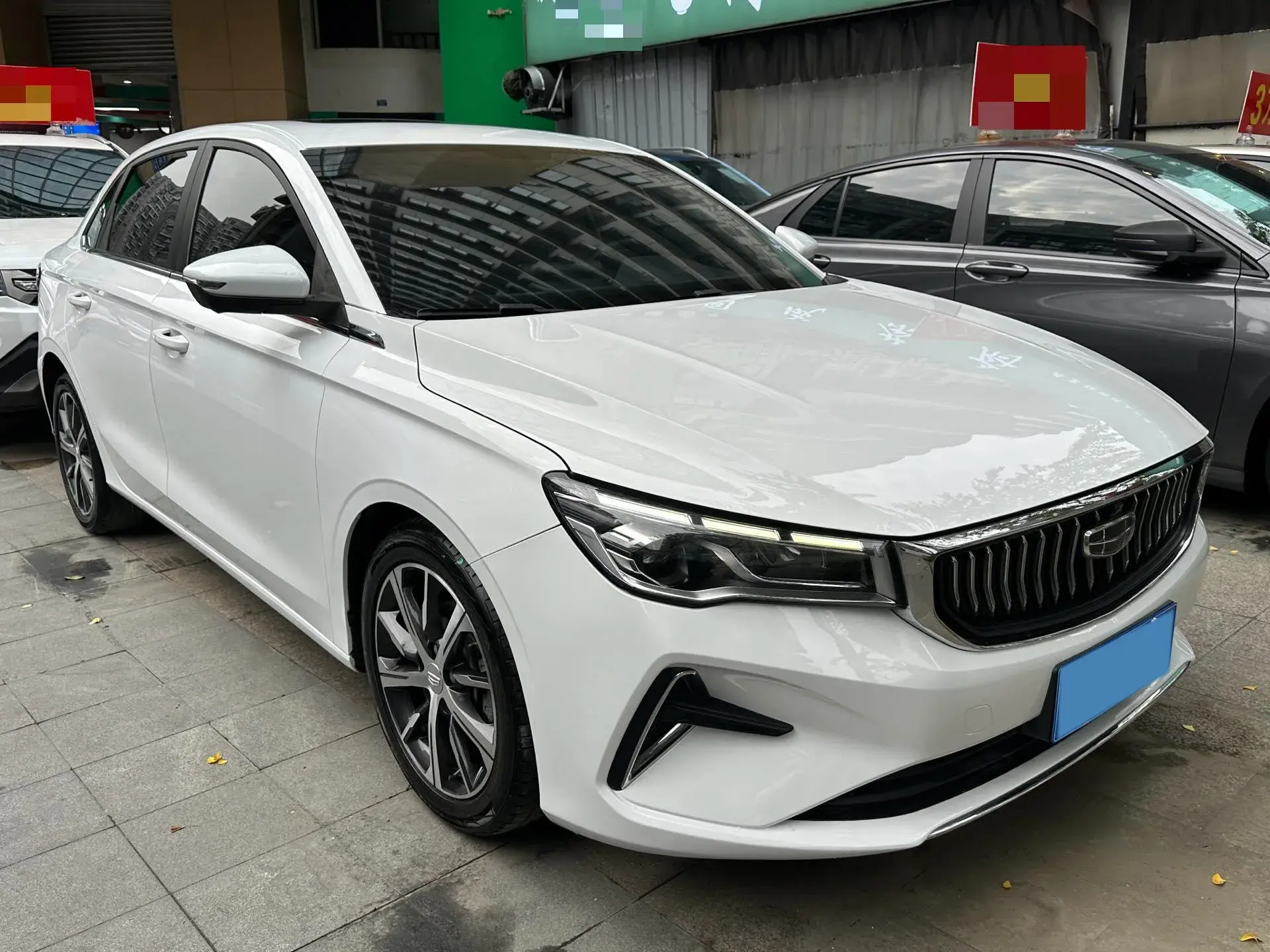 2022 GEELY EMGRAND thumbnail 3