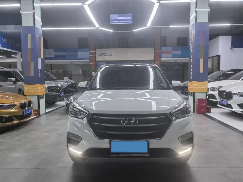 2019 HYUNDAI IX25 thumbnail 3