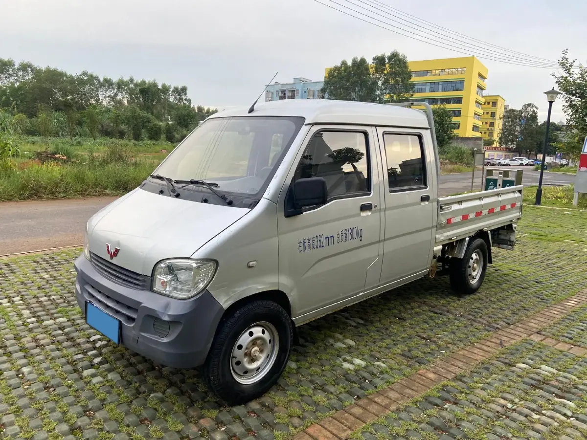 2019 WuLing RongGuang Mini Truck 1.2L 82HP L4 5MT