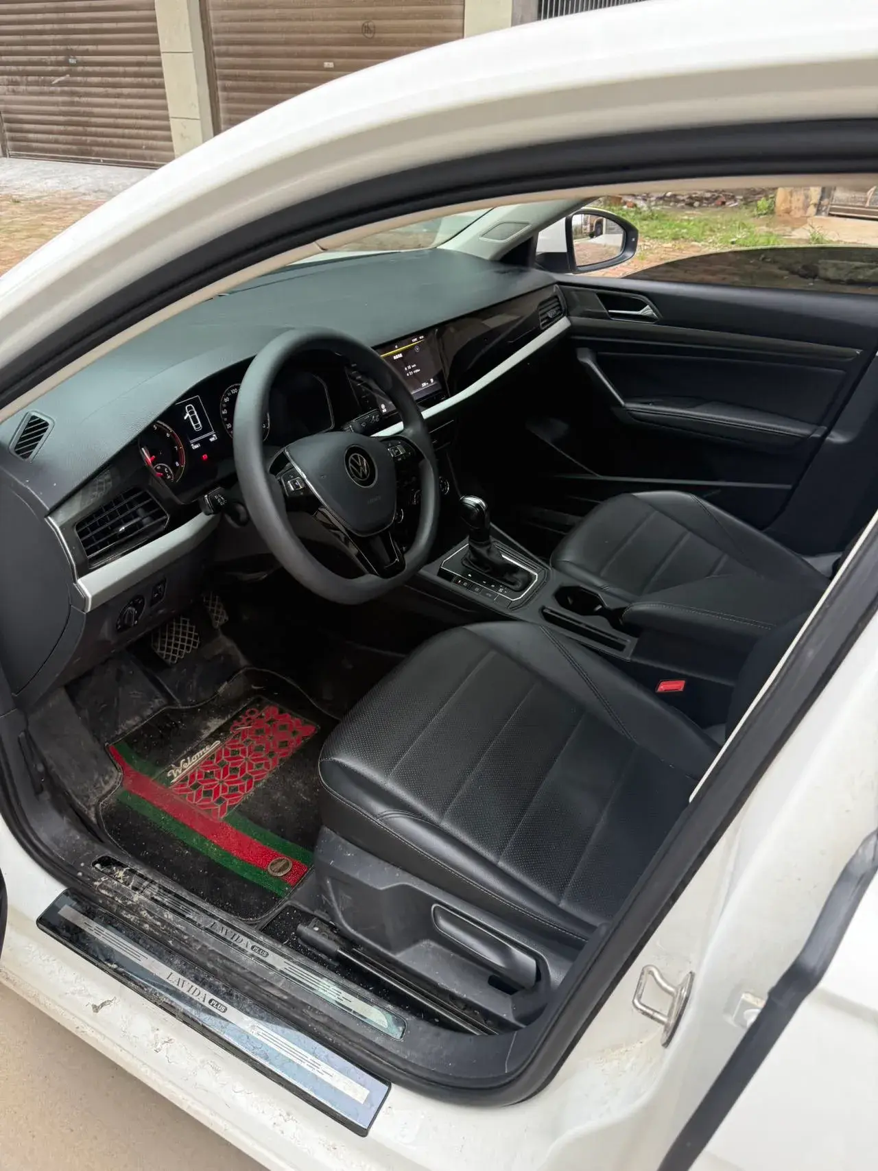 2021 VOLKSWAGEN LAVIDA thumbnail 2