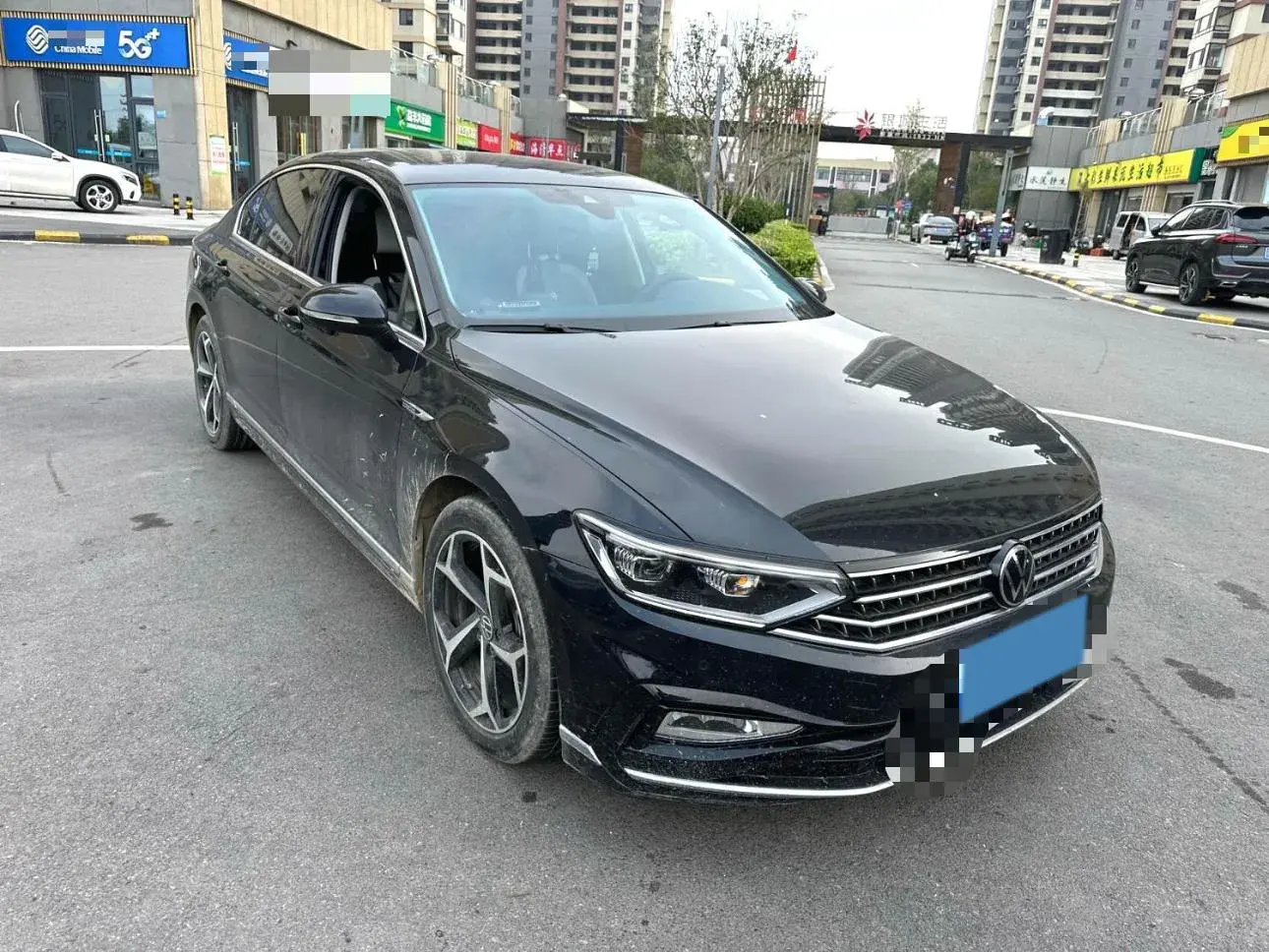 2023 VOLKSWAGEN MAGOTAN thumbnail 2