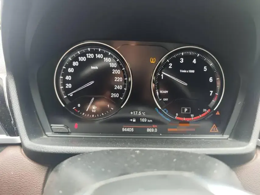 2022 BMW X1 thumbnail 4