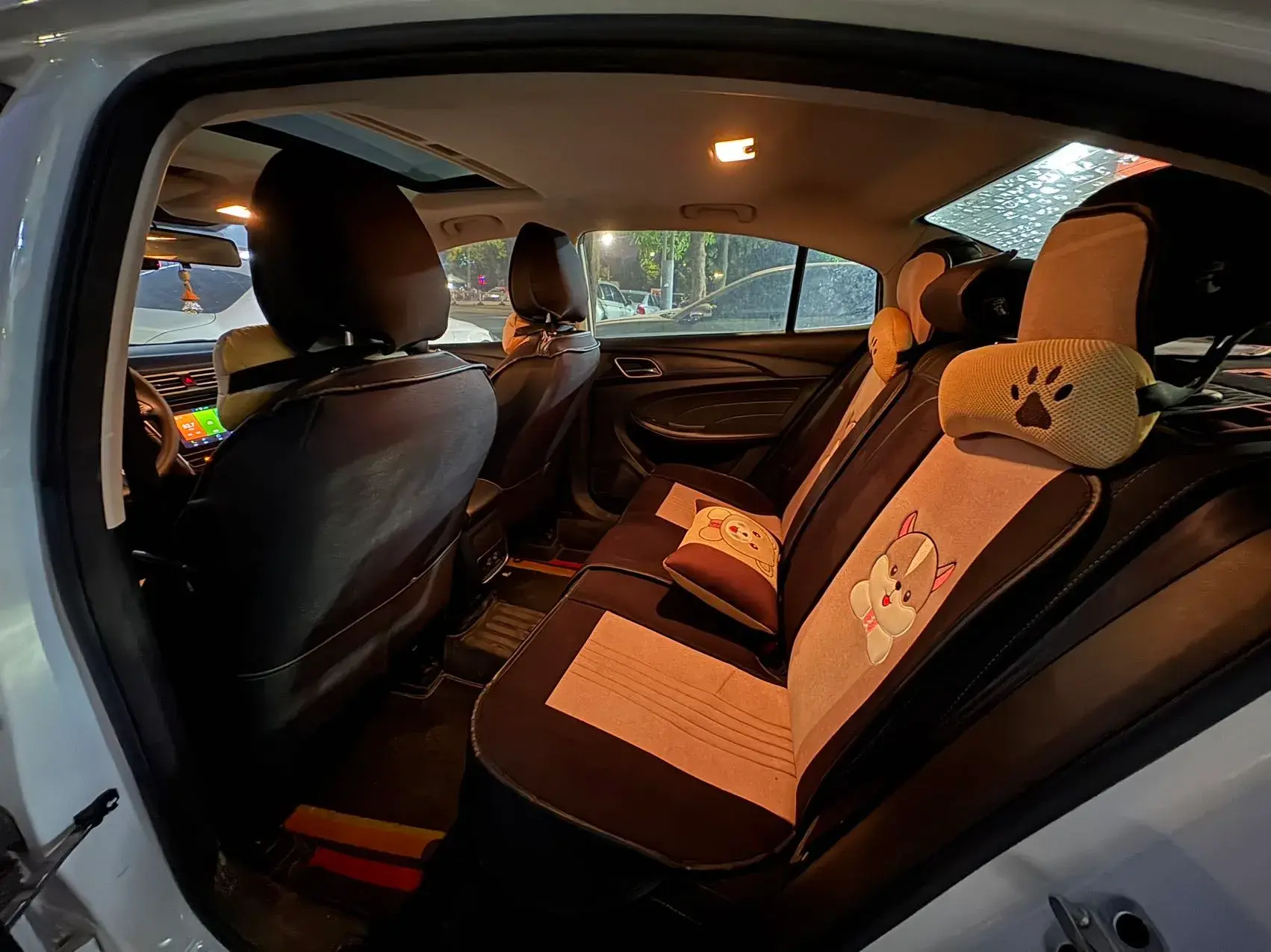 2019 ROEWE I5 thumbnail 4