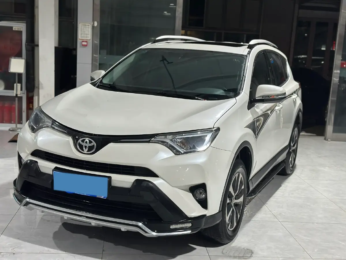 2019 Toyota RAV4 2.0L 151HP L4 CVT