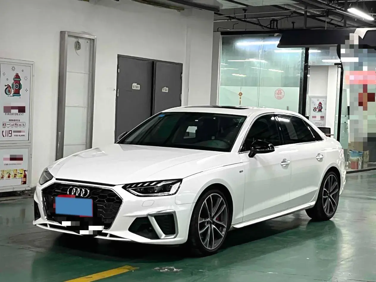 2020 AUDI A4L view 1