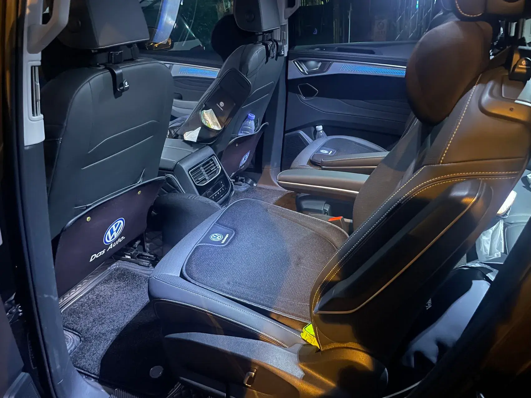 2024 VOLKSWAGEN TALAGON thumbnail 3