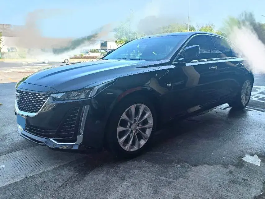 2023 CADILLAC CT5 view 1