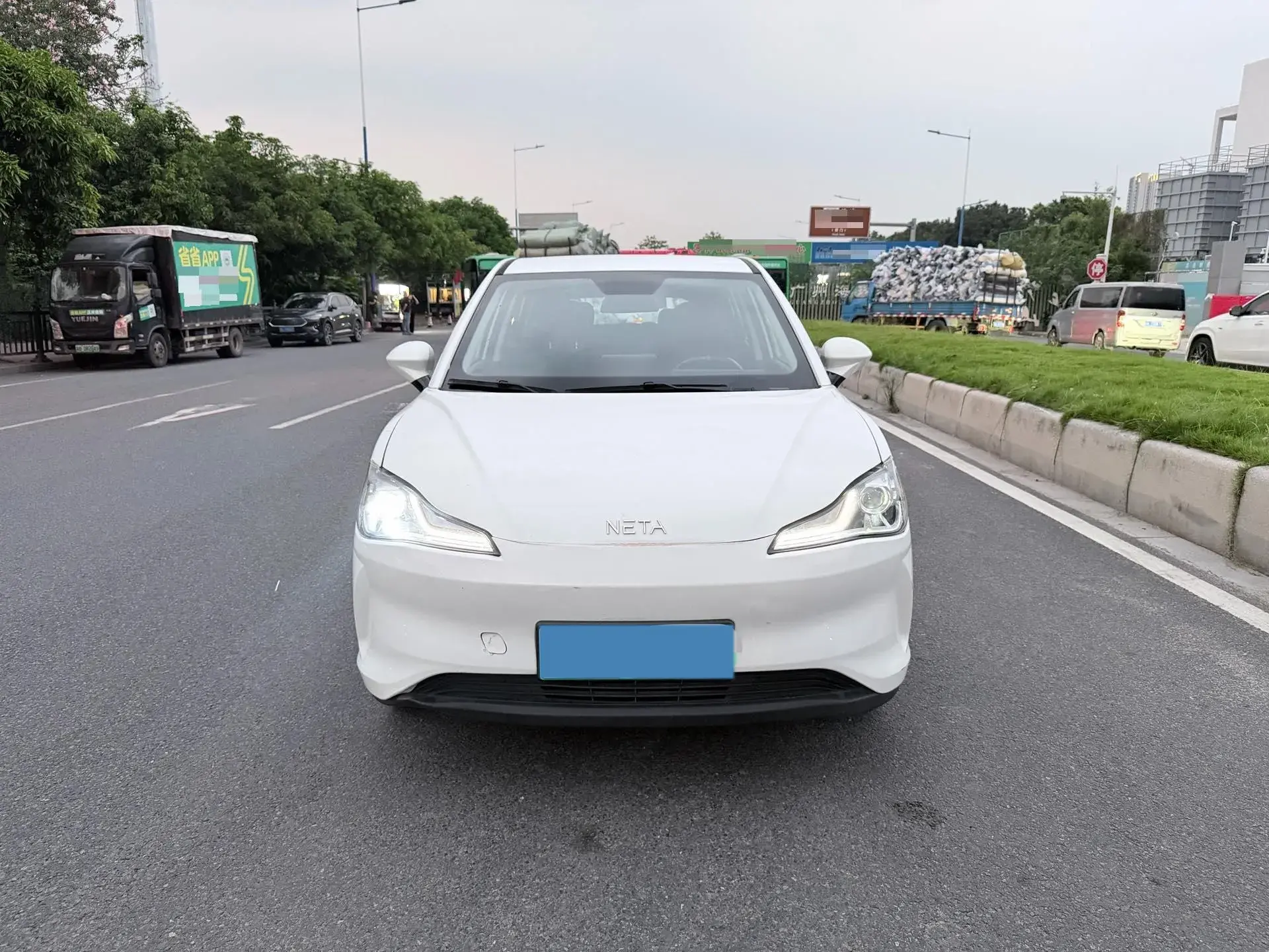 2022 NETA V thumbnail 2