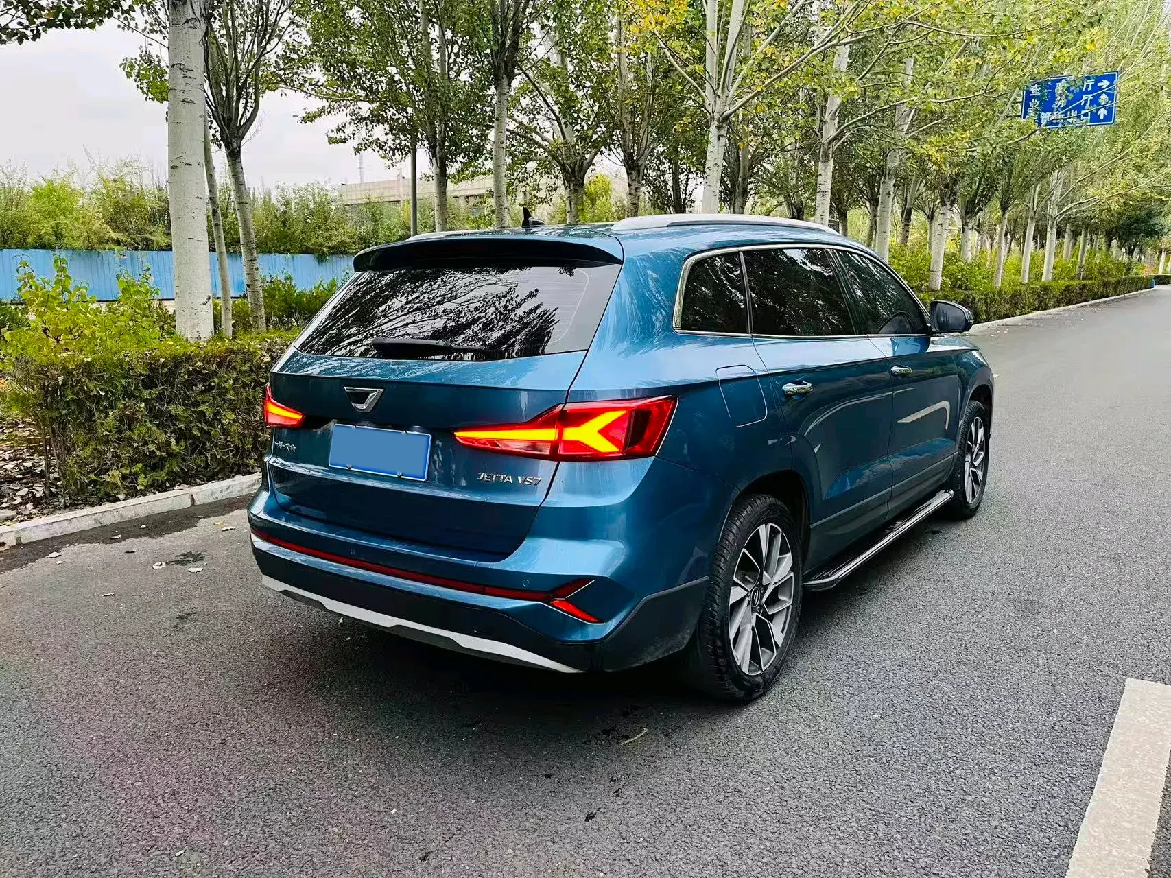 2022 JETTA VS7 thumbnail 4