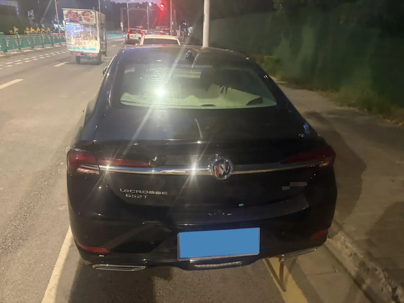 2022 BUICK LARCOSSE thumbnail 4