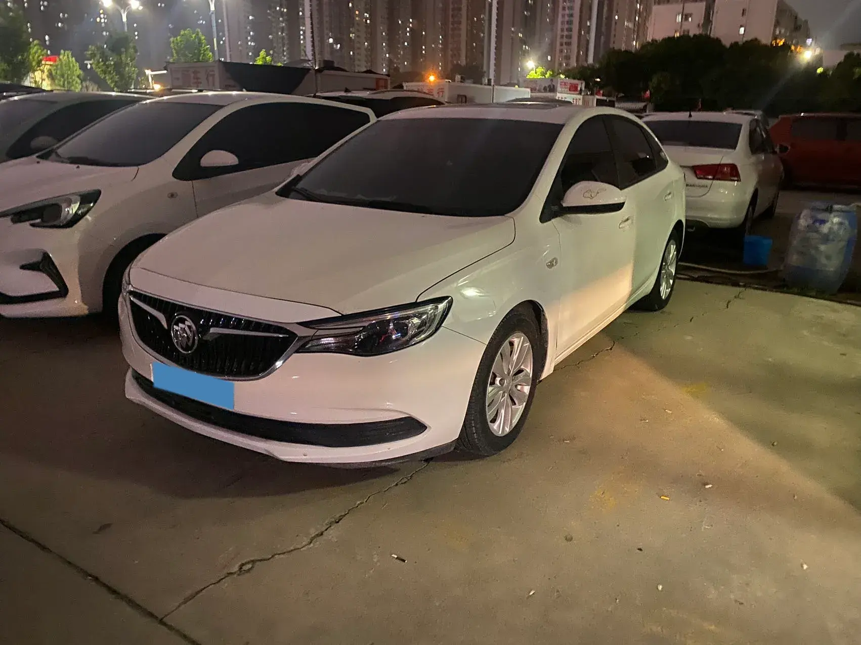 2021 BUICK EXCELLE view 1