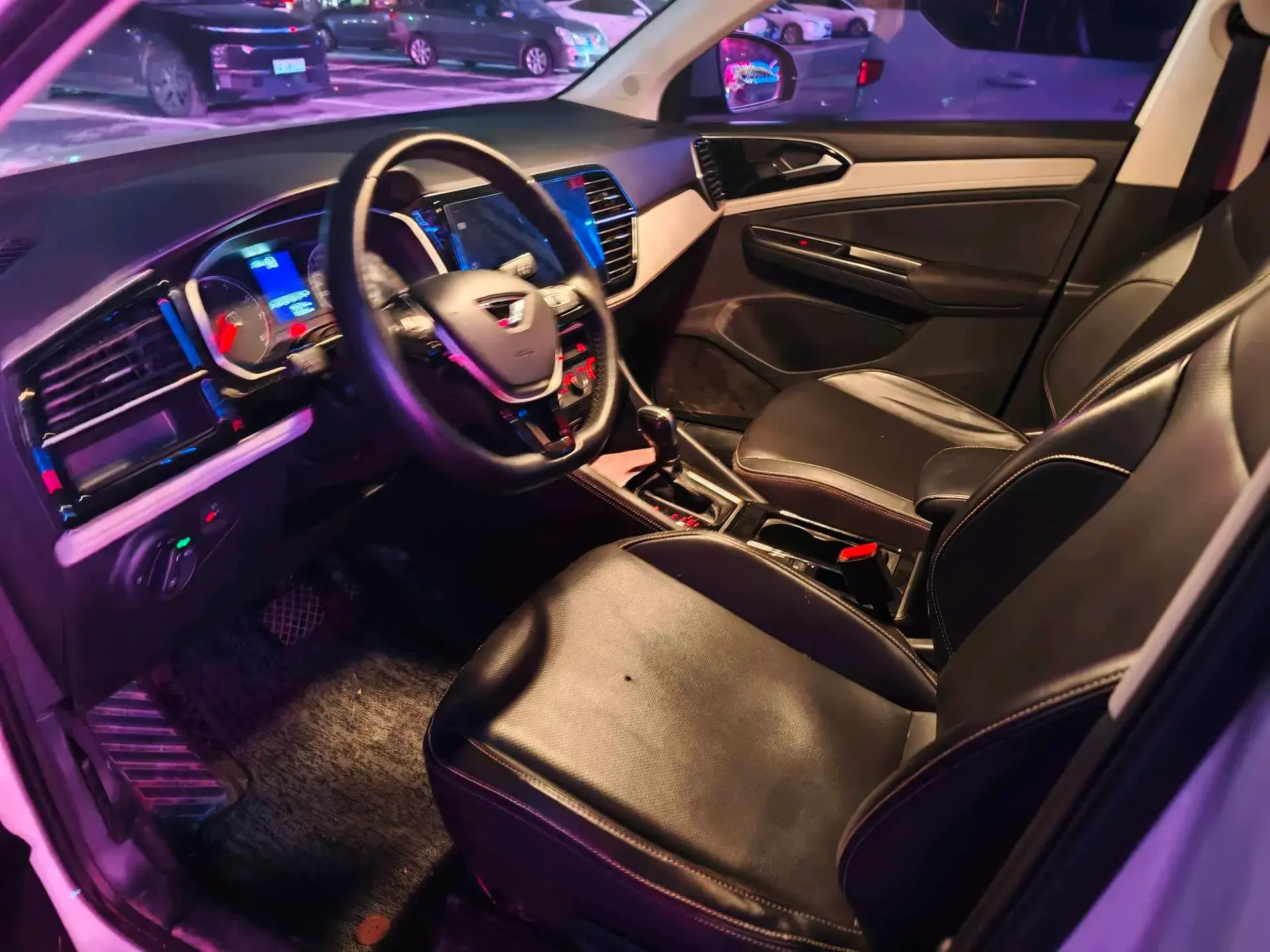 2023 JETTA VS5 thumbnail 3