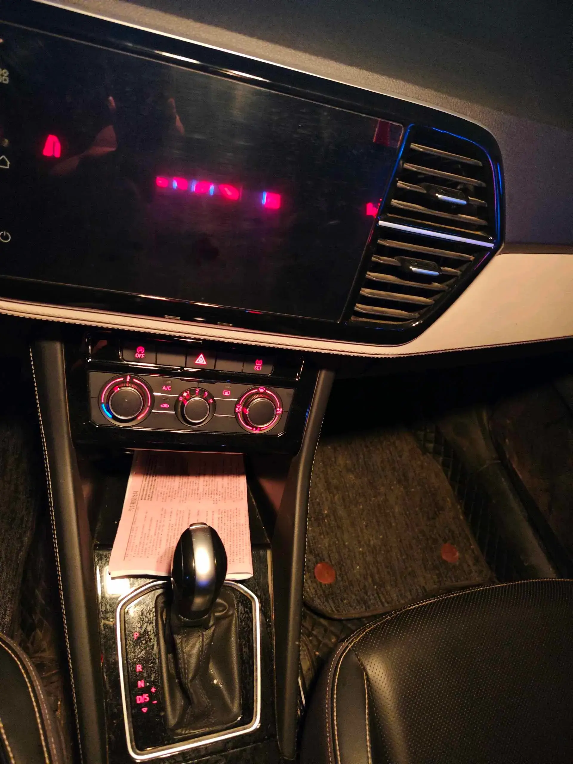 2023 JETTA VS5 thumbnail 4