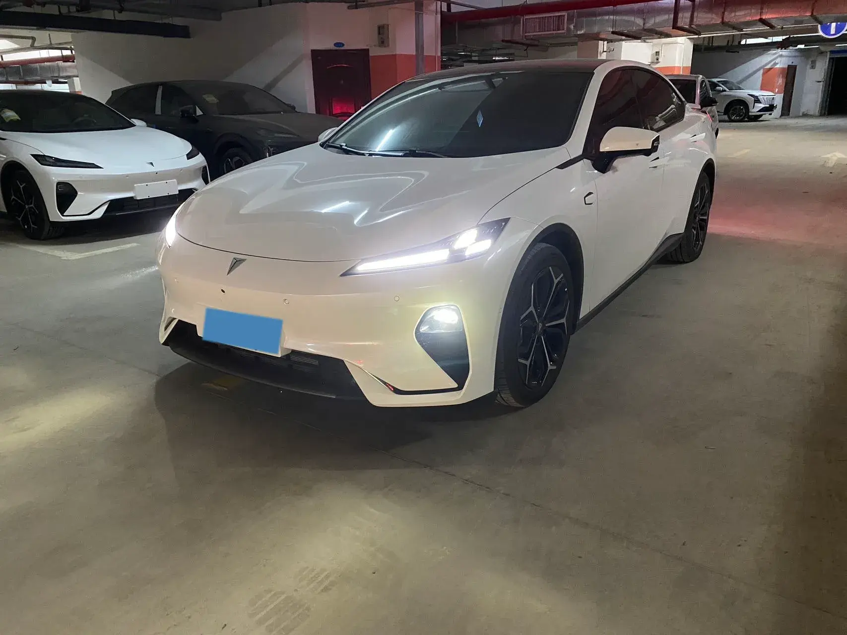 2024 DEEPAL L07 view 1