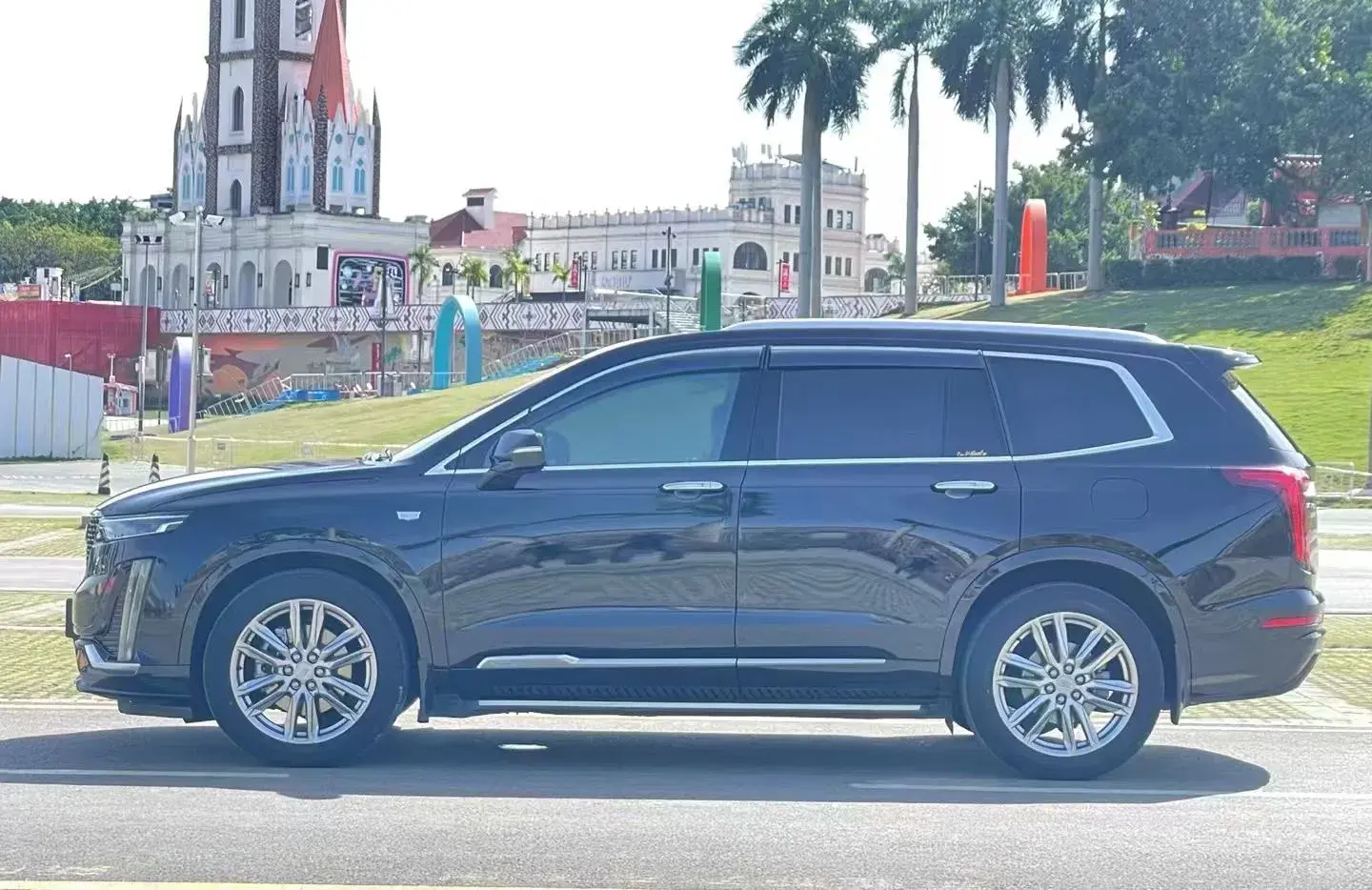 2021 CADILLAC XT5 thumbnail 3